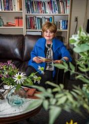 42829140_2093364020730361_3510105169897455616